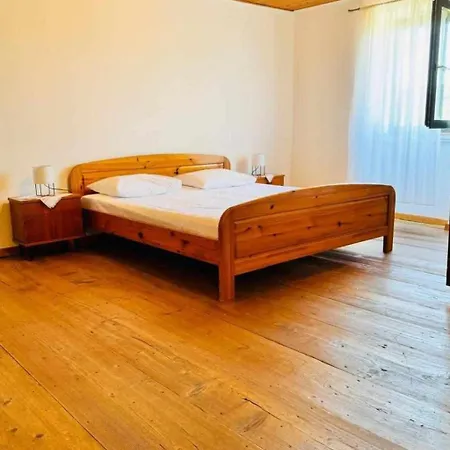 Gemuetliches Viskic By Interhome *
