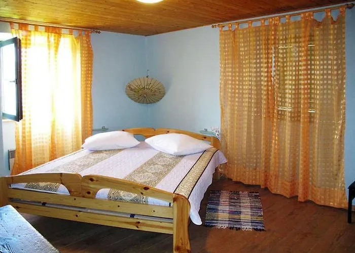 Gemuetliches Viskic By Interhome Case de vacanță